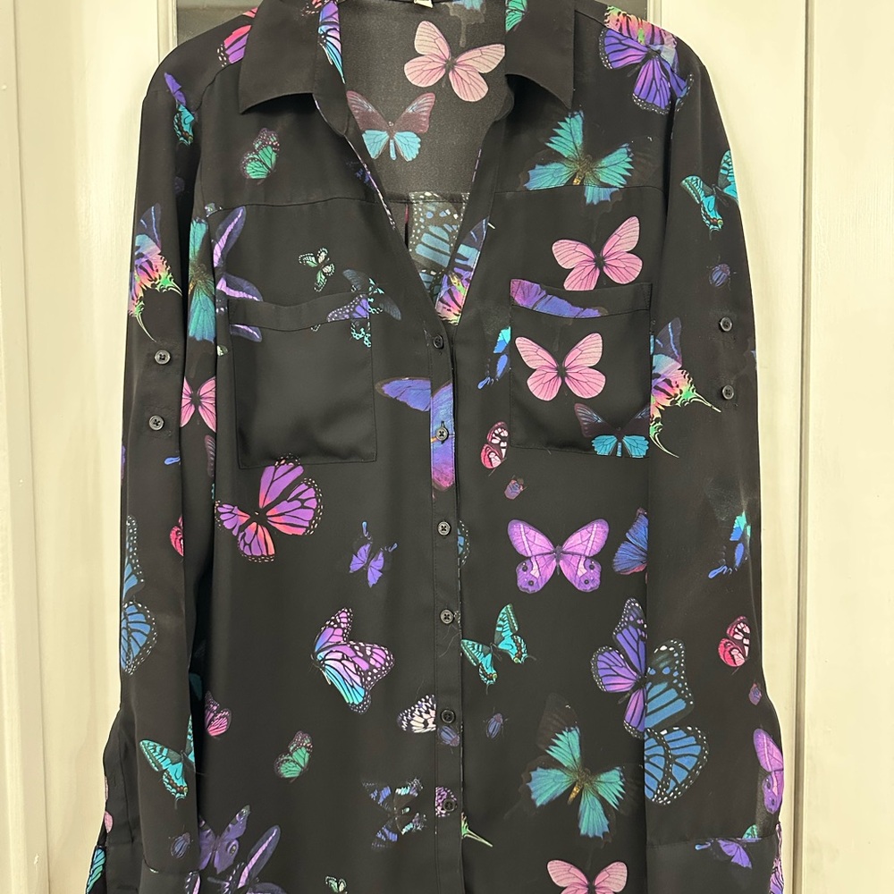 EXPRESS Black Butterfly Portofino Shirt (Size L)